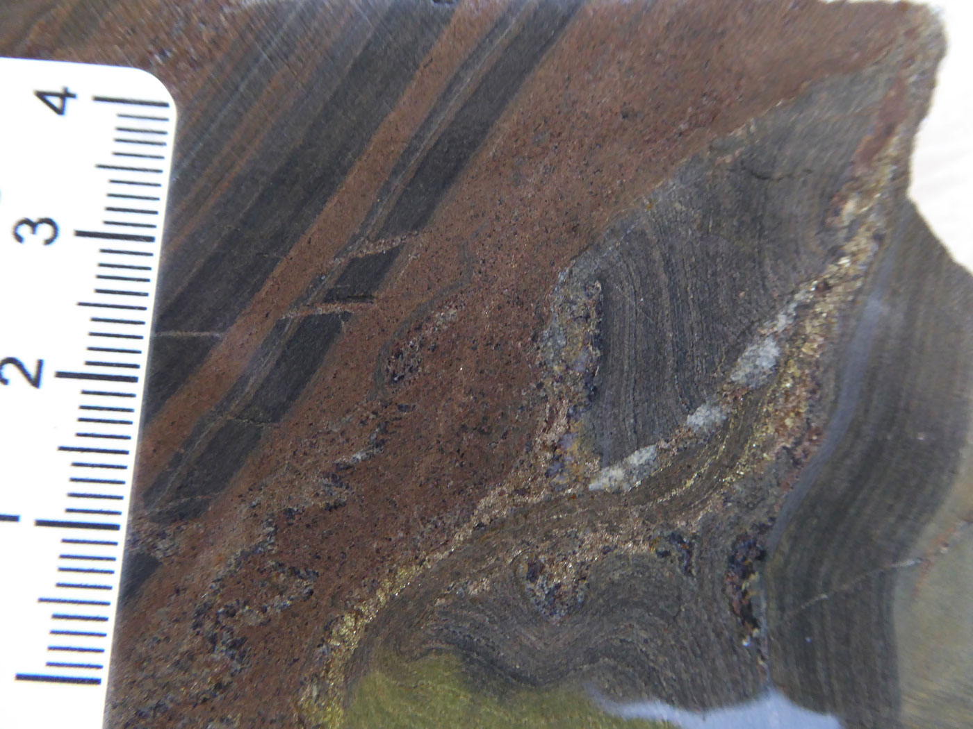 Banded and brecciated sulphide