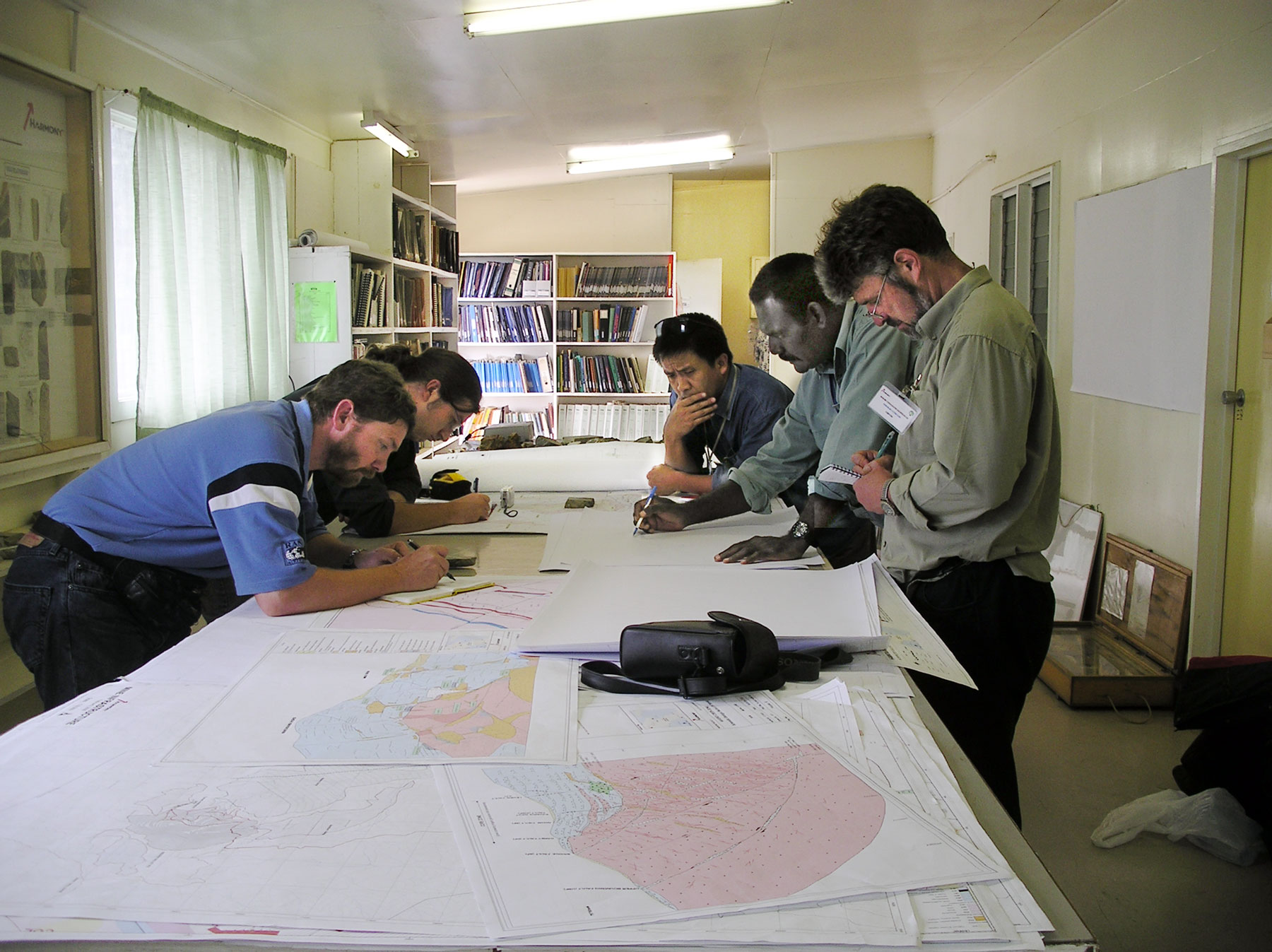 Hidden Valley briefing in Wau