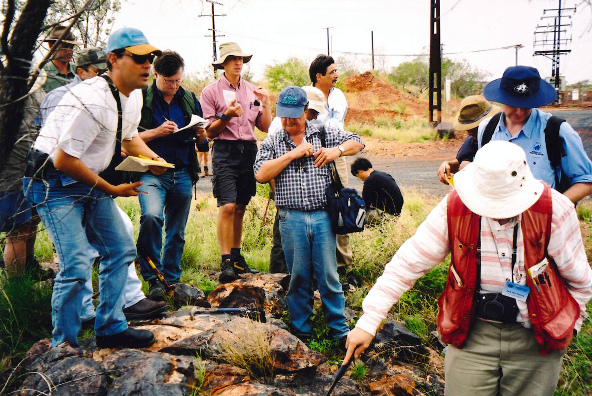 [White Devil ironstone outcrop, Tennant Creek, NT]
